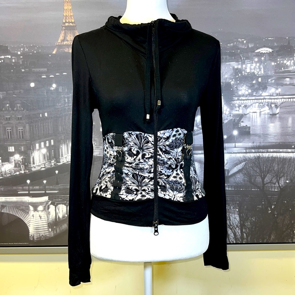 RINASCIMENTO ZIPPERED SWEATSHIRT IN BLACK